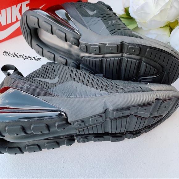 Nike Air Max 270 NWT - Picture 14 of 15